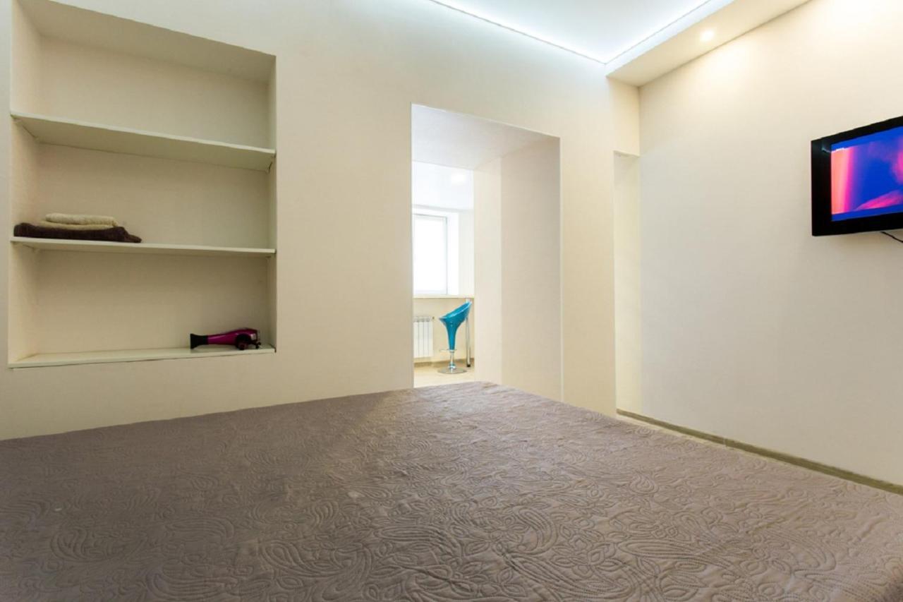 Modern Apartments In The Centre - Kuznechna Str. 26/4 Charkiv Esterno foto